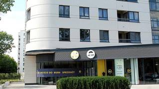 Włodarzewska 83