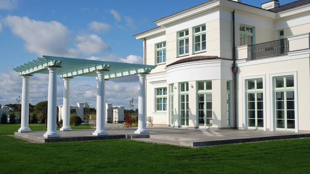 Tesoro Ivory Residences