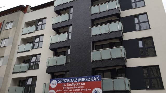 Siedlecka 60