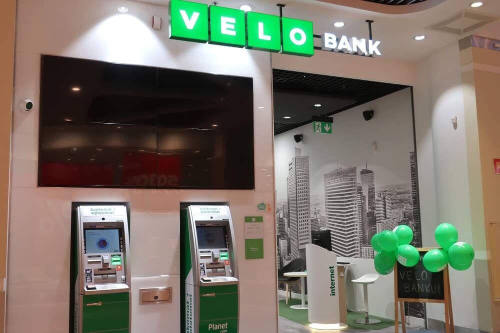 Kredyt 2 procent w VeloBank to konkurencyjna oferta na tle innych instytucji.