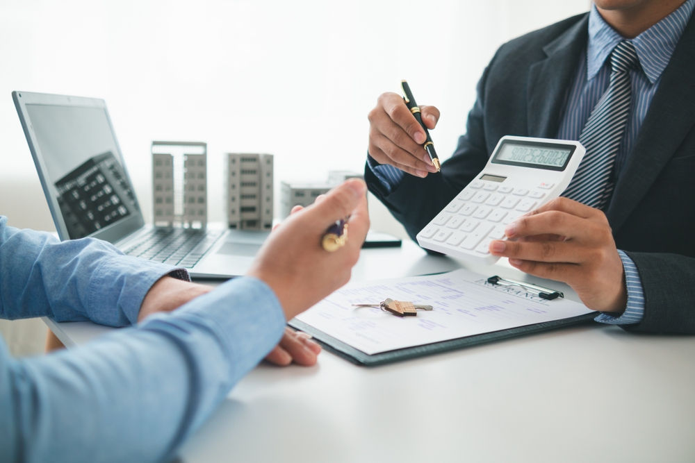 Zanim podpiszesz umowę rezerwacyjną lub przedwstępną, upewnij się, że wiesz, czym się różni zaliczka od zadatku.